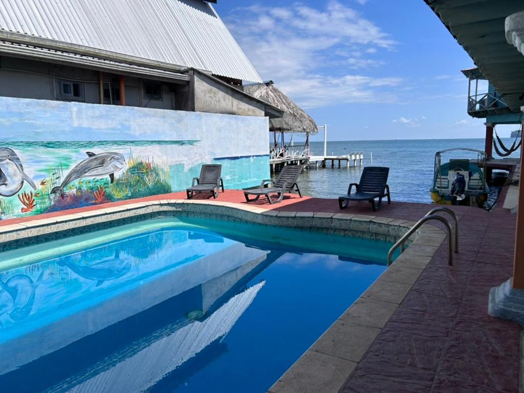 Hotel El Delfin Lívingston Exterior foto