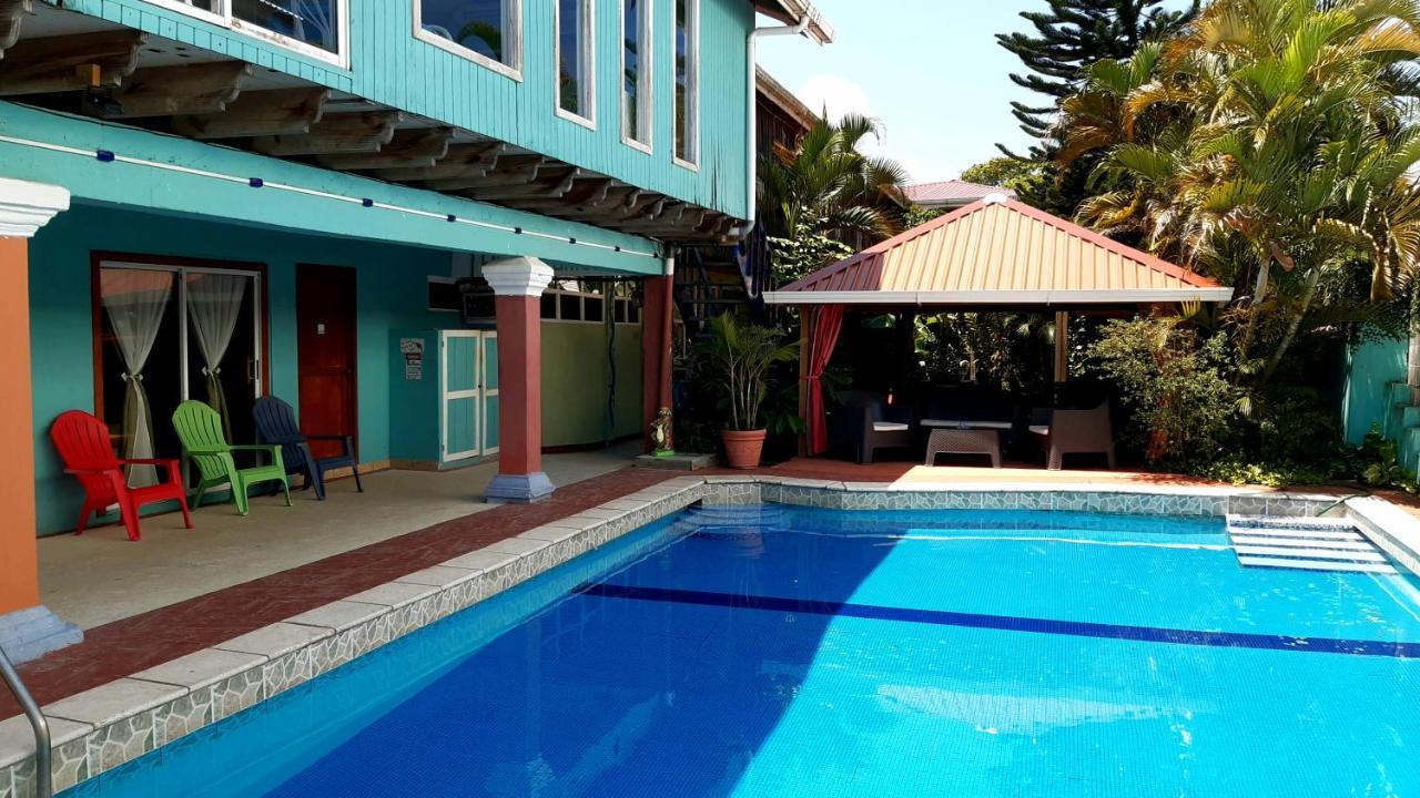 Hotel El Delfin Lívingston Exterior foto